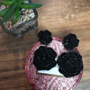 𝐸𝐴𝑅𝑅𝐼𝑁𝐺𝑆